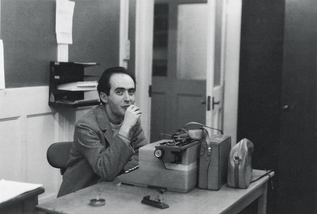 Vladimir Herzog, jornalista e intelectual brasileiro, retratado em foto histórica