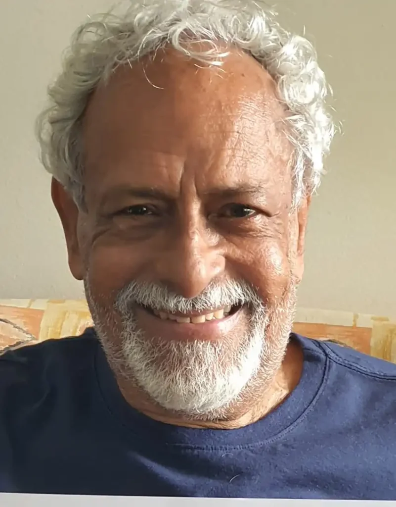 Tanussi Cardoso poeta